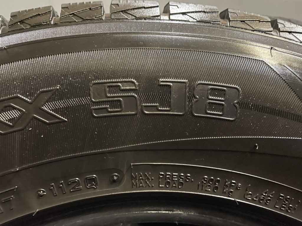 DUNLOP WINTER MAXX SJ8 265/65R17 17インチ スタッドレス 4本 バリ溝