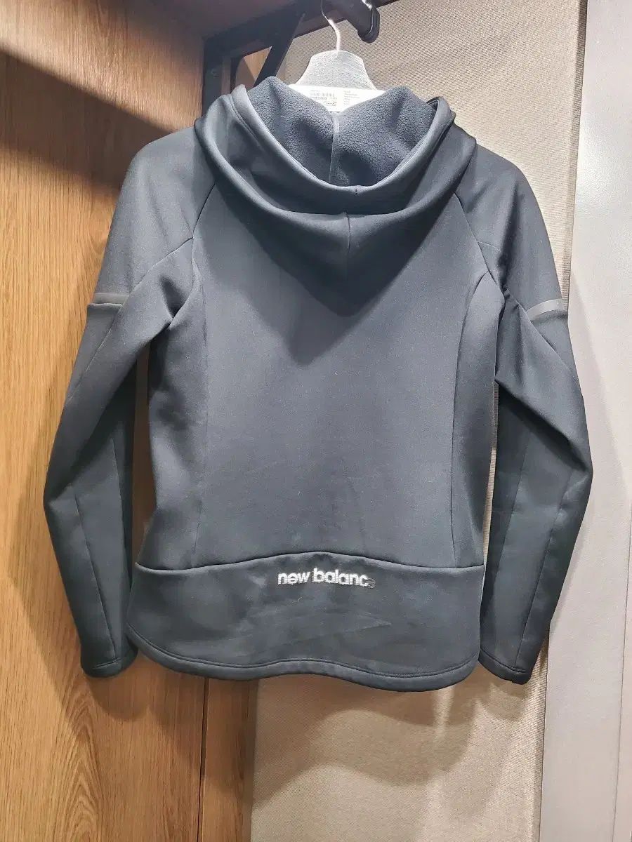 ニューバランス 裏起毛