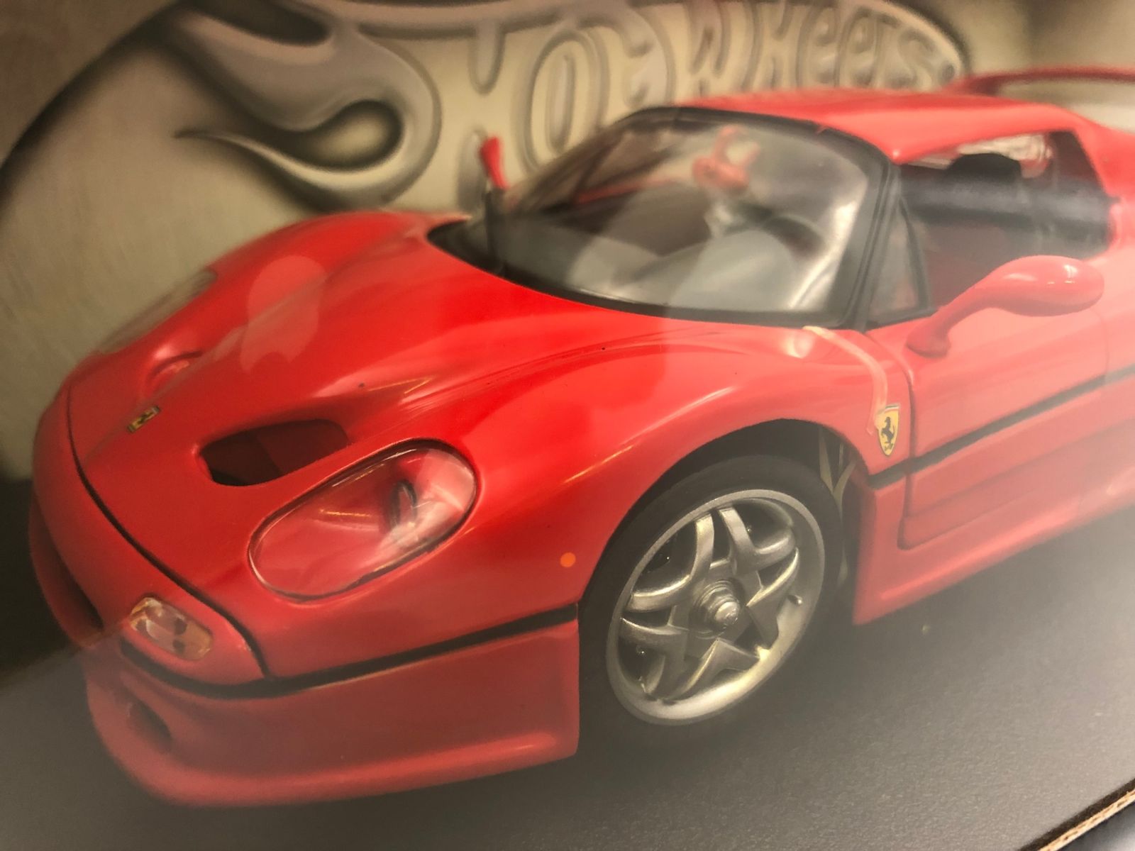 ♪) HotWHEELS ホットウィール マテル 1/18 フェラーリ F50 ハード