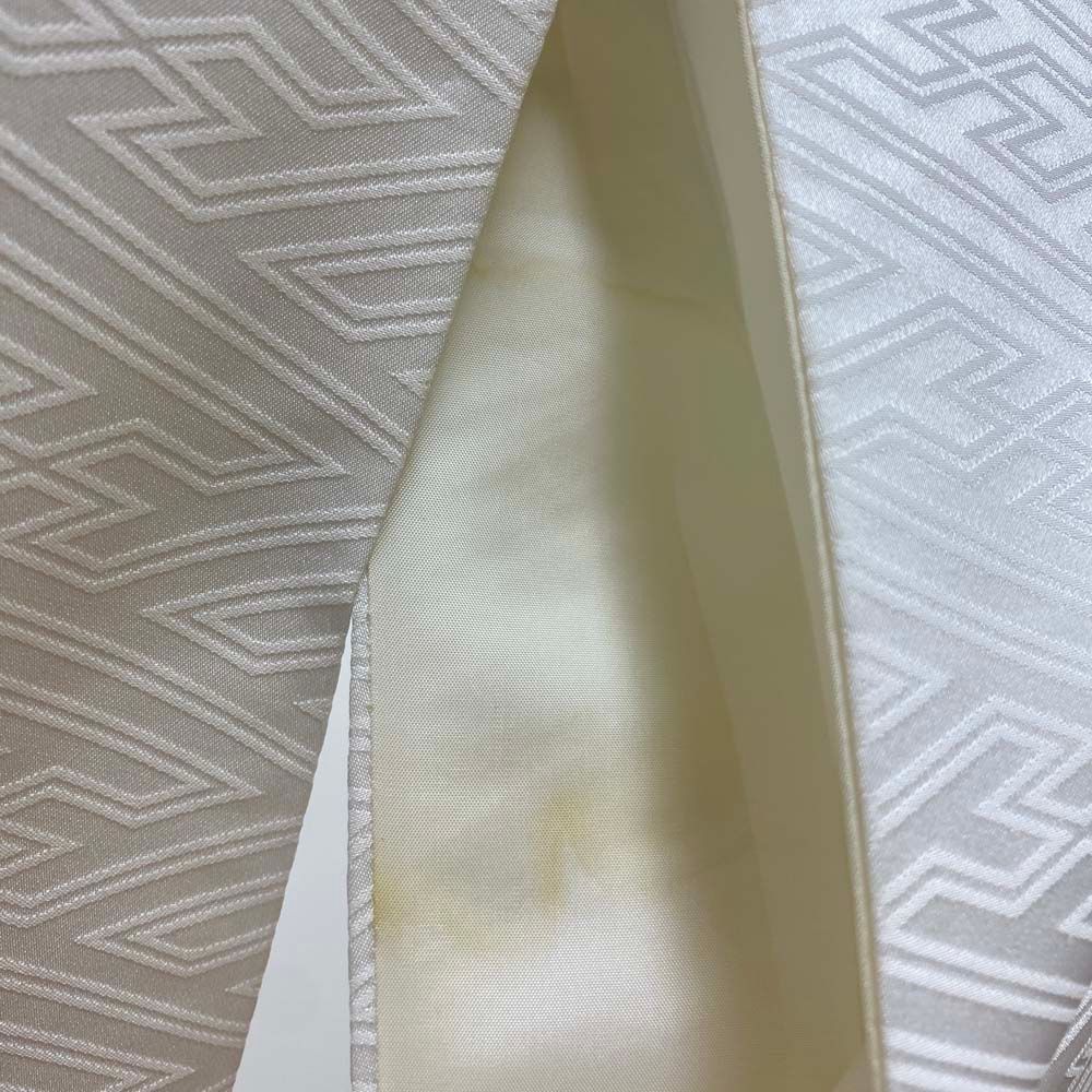 ✟