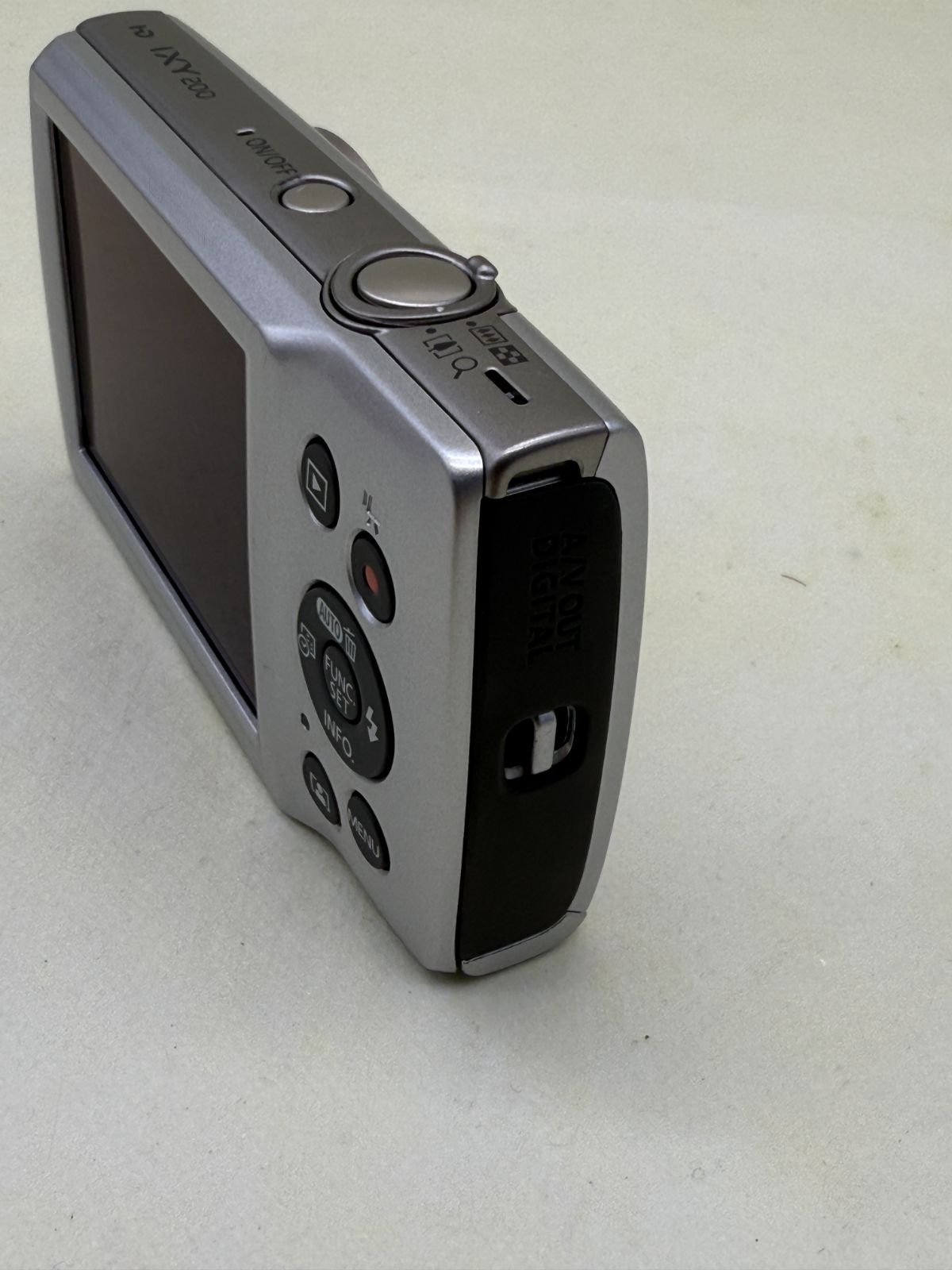 Canon IXY 200 シルバー コンパクトデジカメ #263 - メルカリ