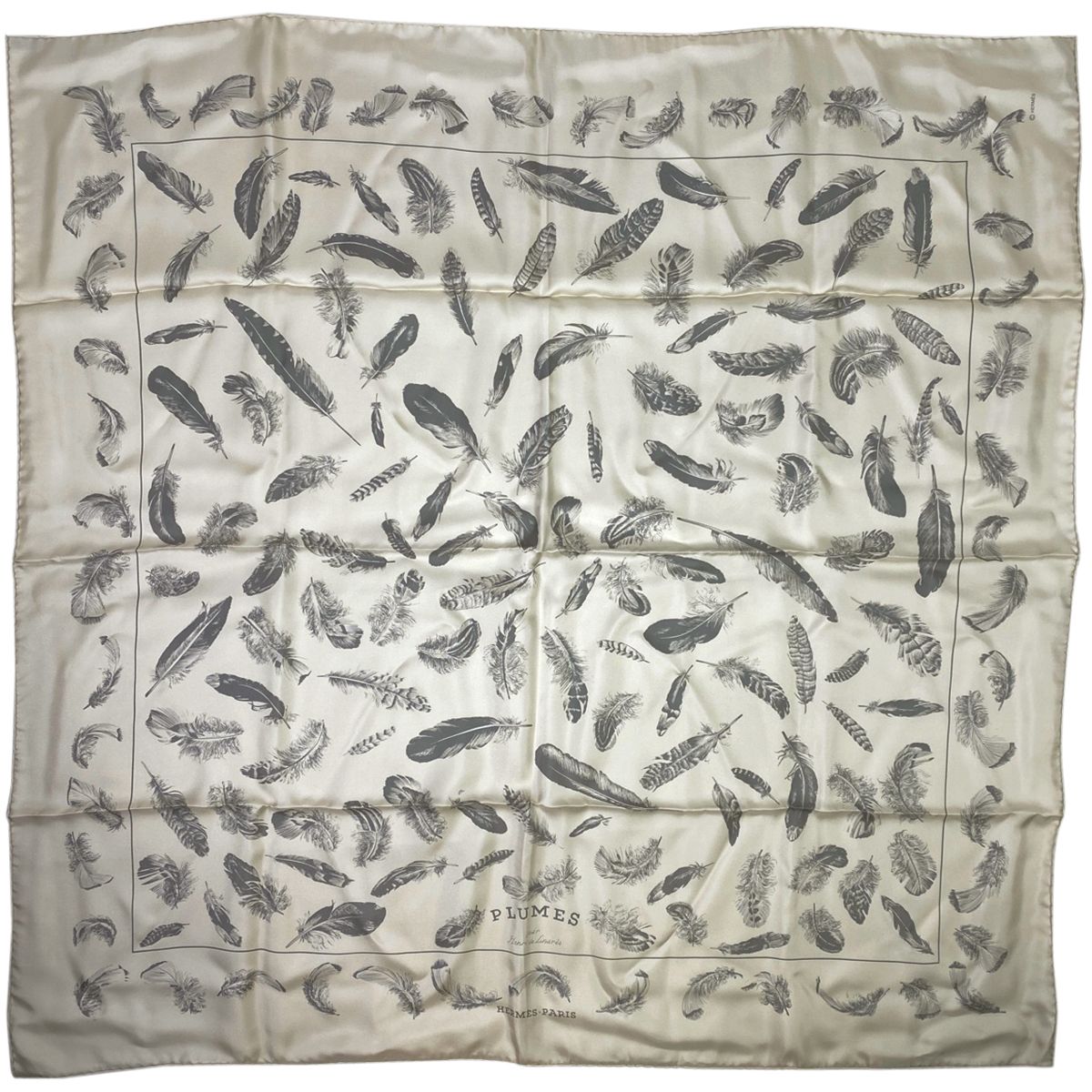 HERMES カレ90 PLUMES par Henride Linares エルメス HERMES カレ 90 PLUMES par Henride Linares 羽柄 羽毛