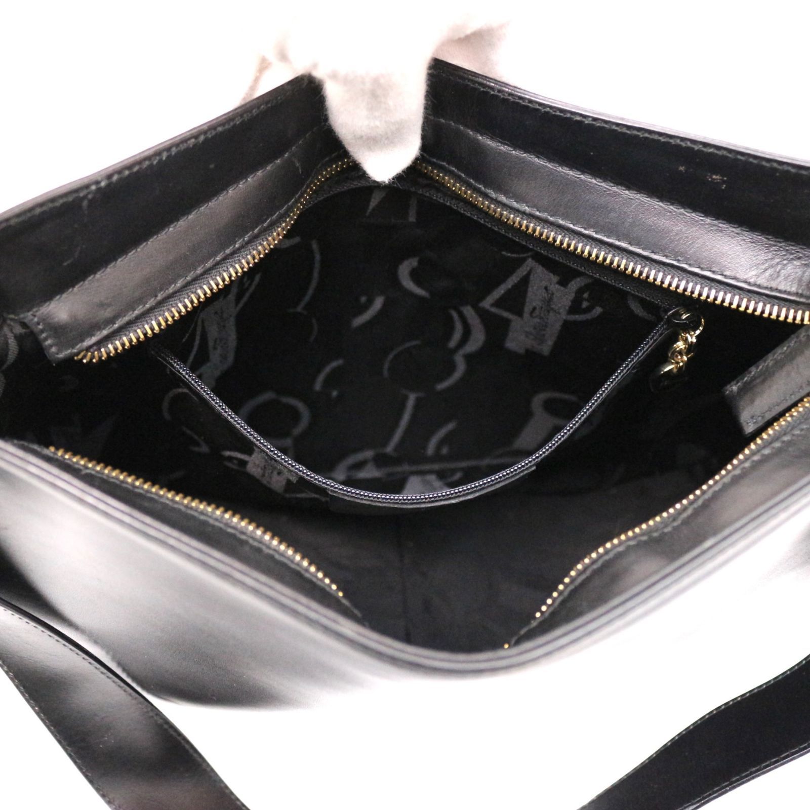 サルヴァトーレ フェラガモ AQ21 8162 ガンチーニ GANCINI ワン