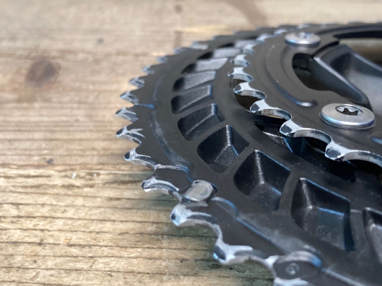 Shimano 105 クランクセット FC-5800 ブラック Amazon | SHIMANO(シマノ) FC-5800 36X52T FC-5800 170mm