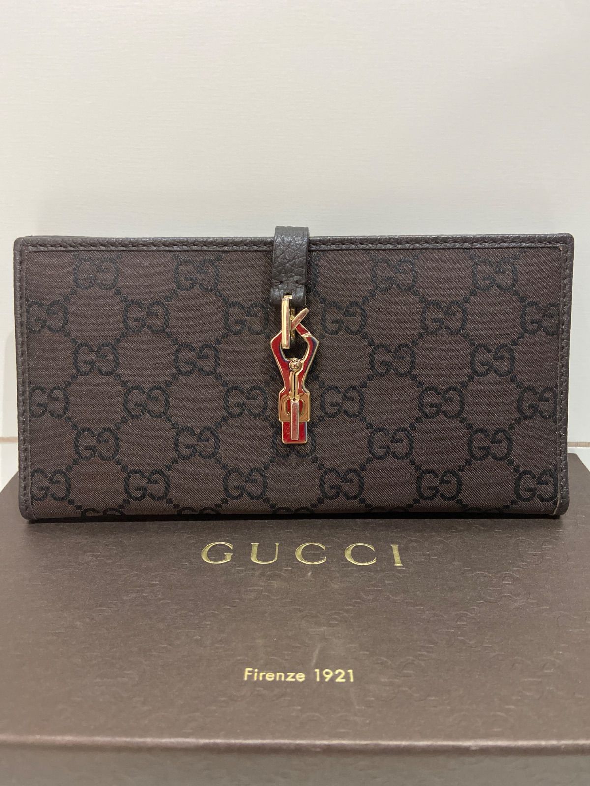 『激レア』美品 GUCCI グッチ クロコダイル ラウンドファスナー長財布 長財布 バンブー タッセル レザー ワニ革 最高級 ブラウン系　正規品 美品 グッチ 307984 クロコダイル クロコ バンブータッセル