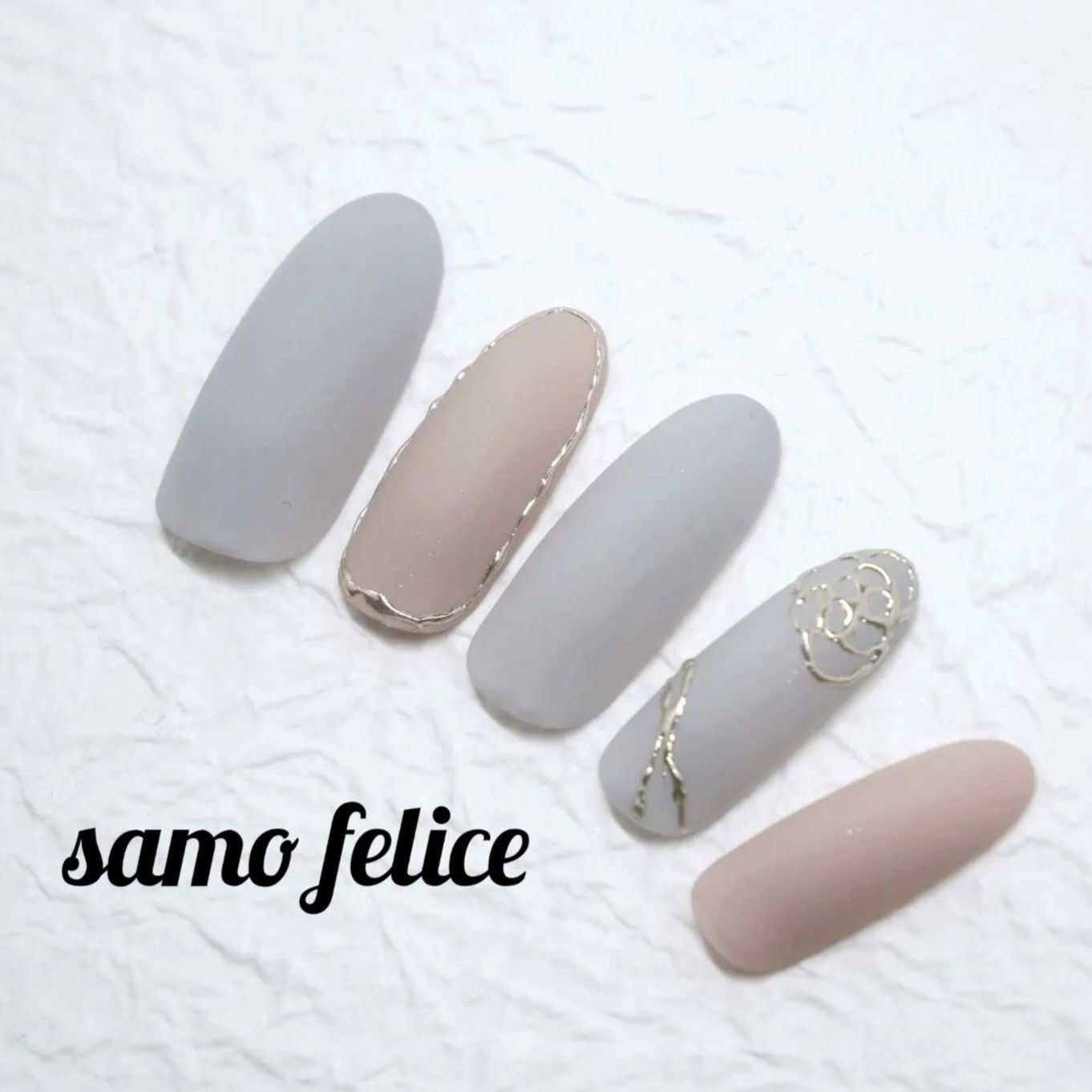 ネイルチップ #07 グレー&マット - メルカリ