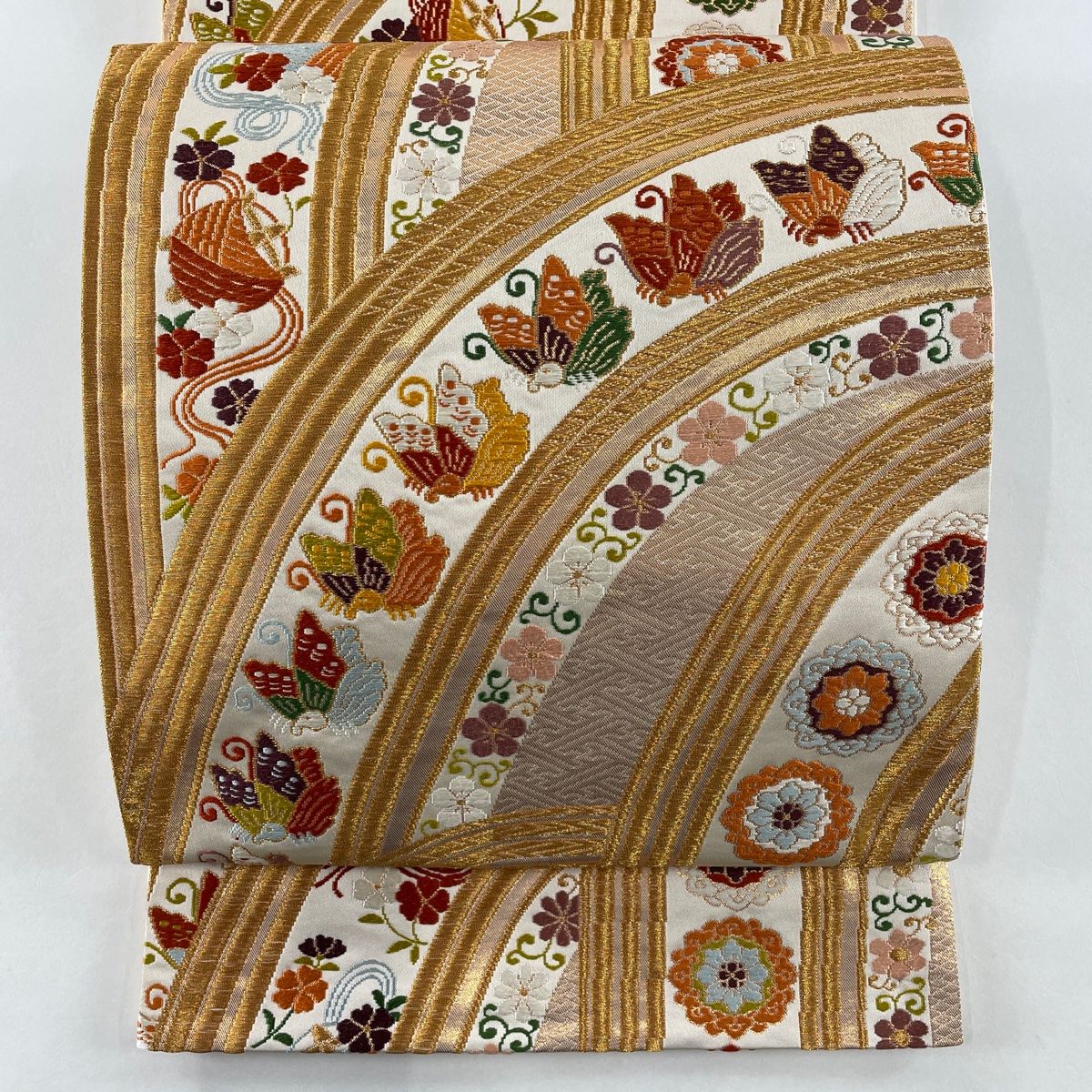 袋帯 正絹 金糸銀糸 シルバーx緑色 松と桜に鳥模様 六通柄