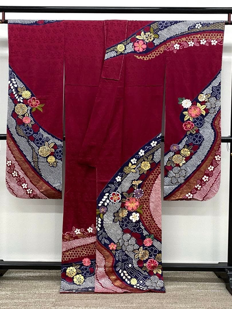 振袖 豪華 絞り 刺繍 金駒 金彩 紋意匠 身丈166cm 躾糸付き MO3124 