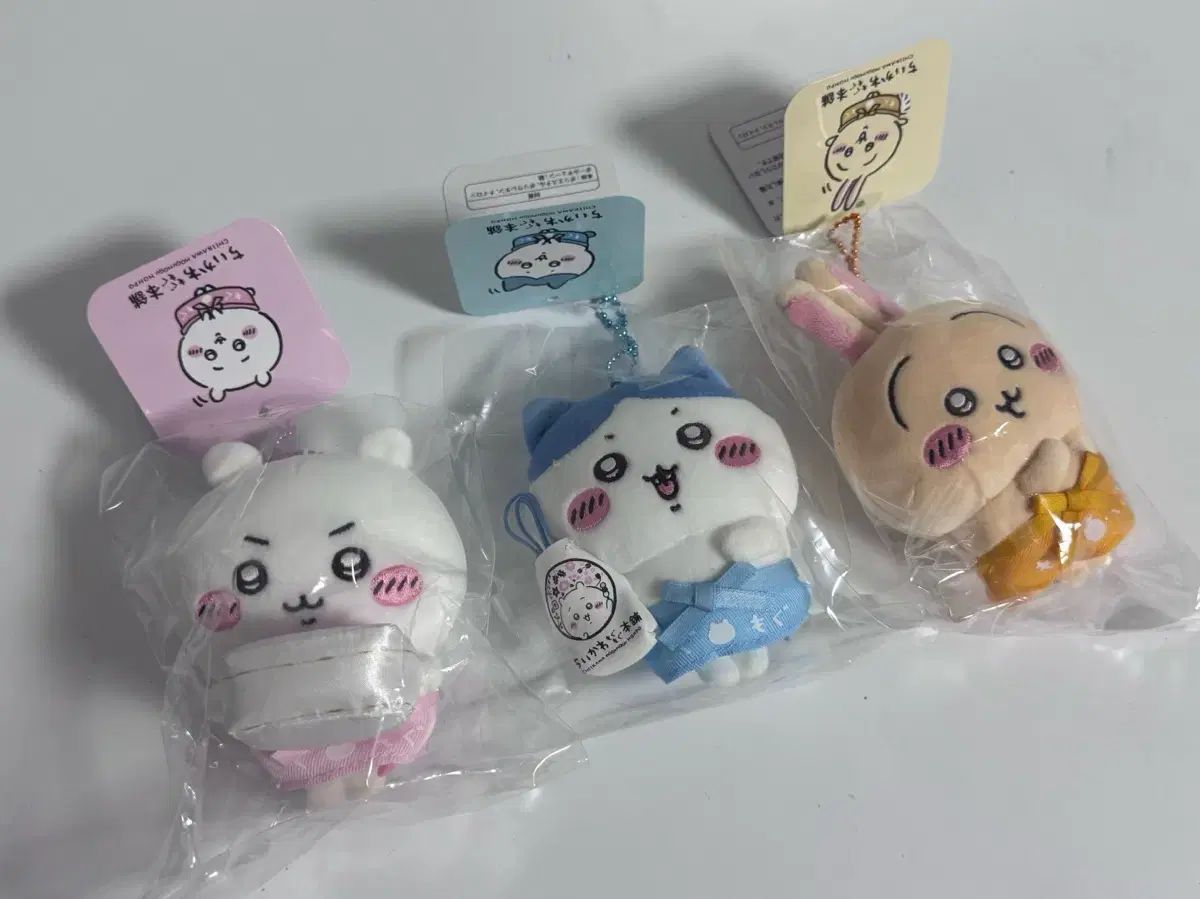ちいかわ もぐもぐほんぽ 店員マスコット