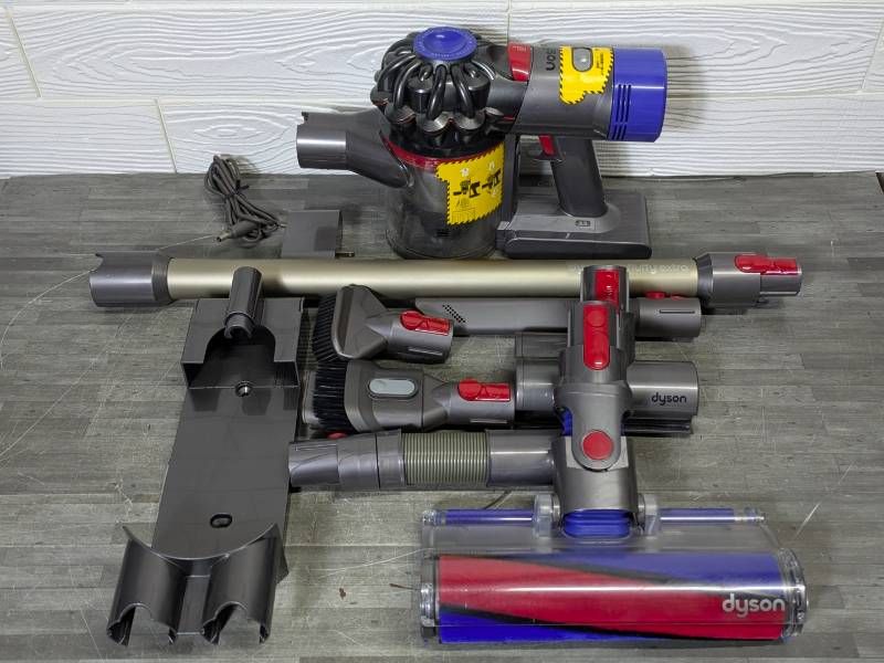 Dyson ダイソン V8 Fluffy Extra スティッククリーナー掃除機