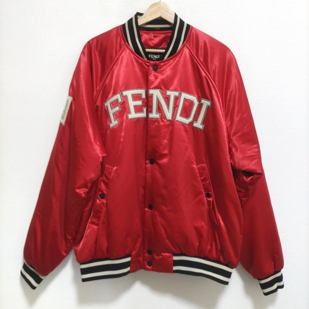 FENDI(フェンディ) ブルゾン サイズ50 M メンズ美品 - レッド×黒 