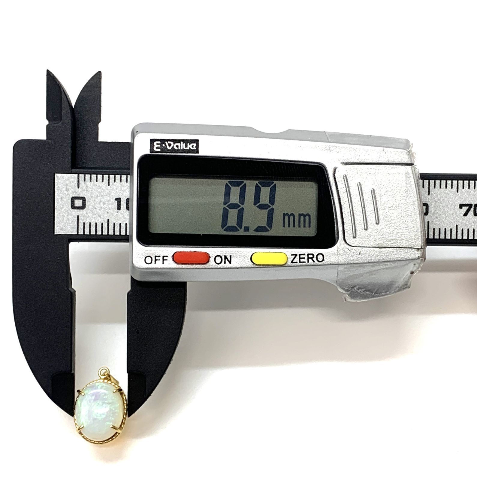 値下げ❗️オパール ペンダントトップ ネックレストップ K18 オーバル 