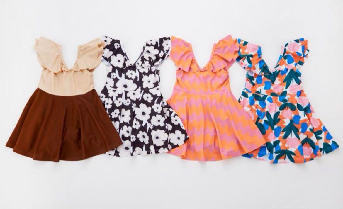 【MOONCHILD】オーシャンアンドグラウンド　フレアカラーワンピース水着　4512804