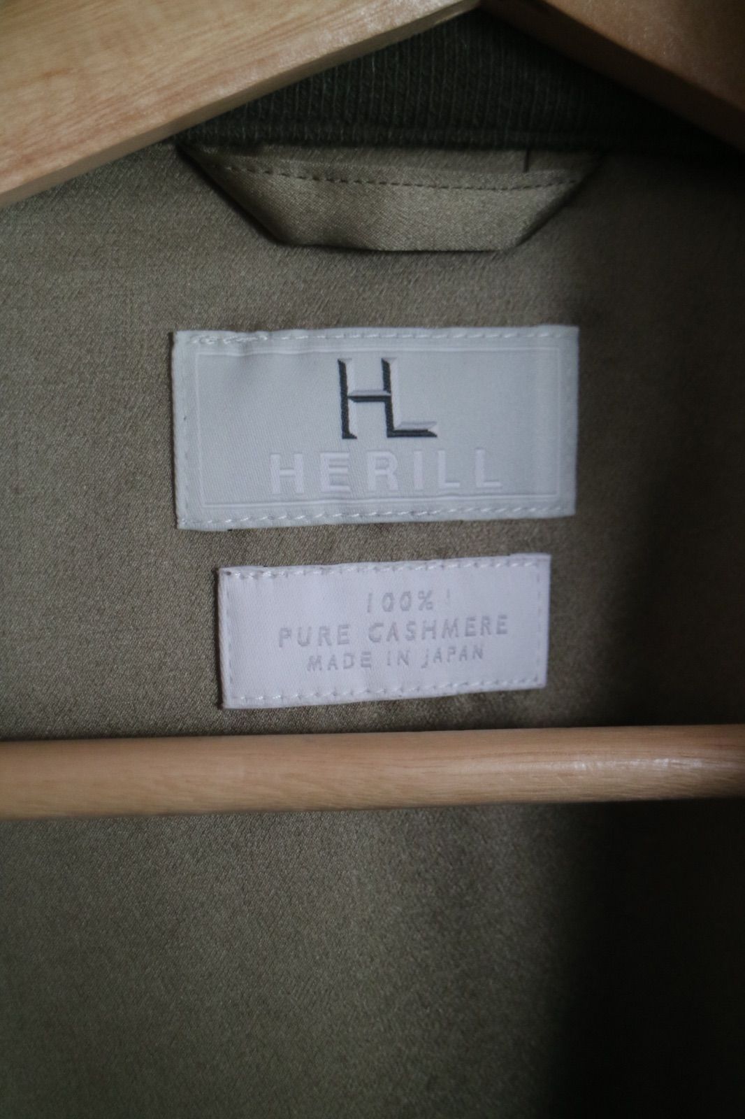 ヘリル cashmere backsatin weekend jacket 3 ヘリル cashmere backsatin weekend jacket 3 Taupe Cashmere