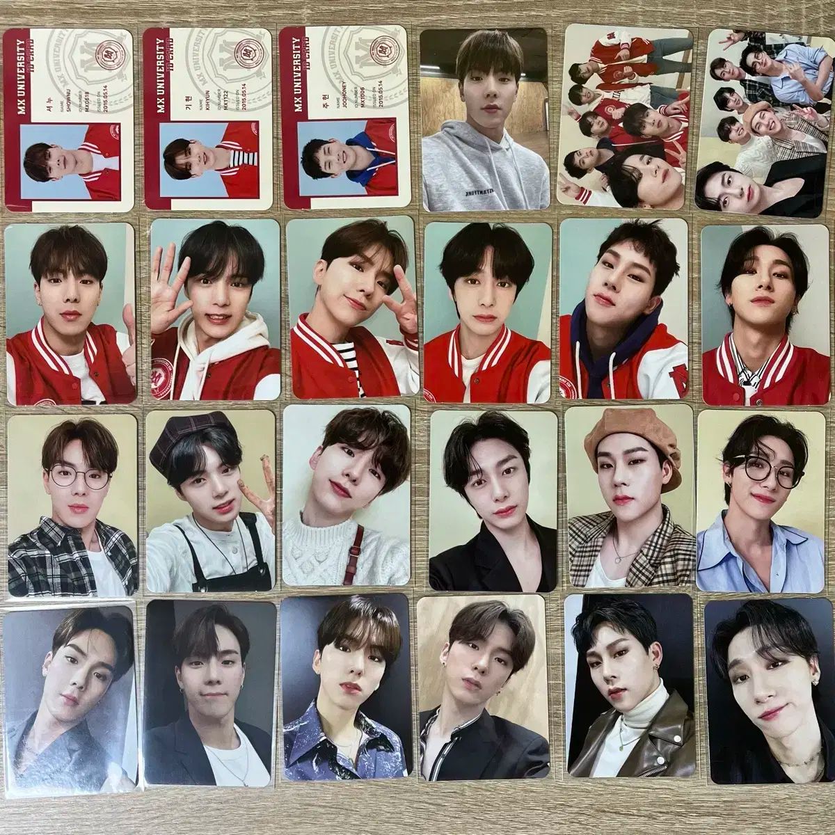 26 章 MONSTA X モンスタエックス モネク 5 ギー ファンコン ペンコン トレカ