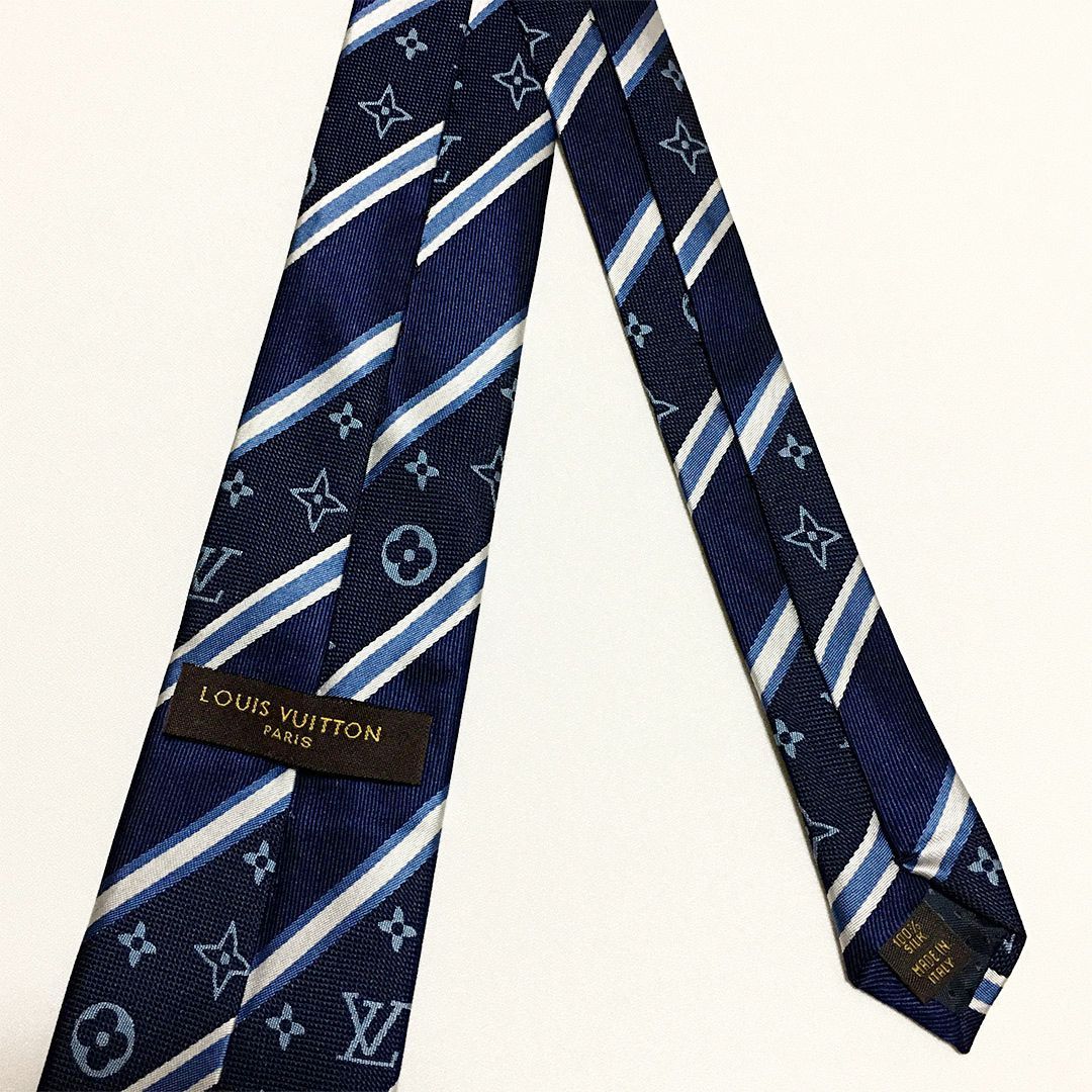 美品 ルイヴィトン Louis Vuitton ネクタイ シルク100% ブルー