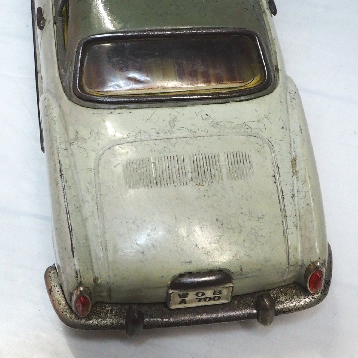 Asahi【Volkswagen KARMANN GHIAフォルクス ワーゲン カルマンギア白  