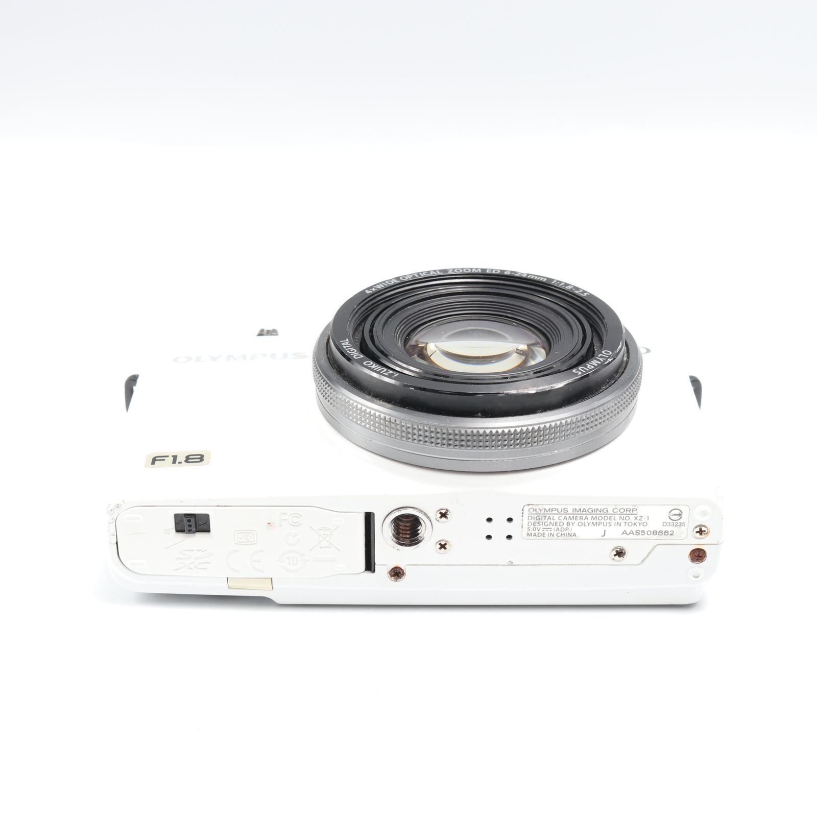 3.0型有機ELディスプレイ XZ-1