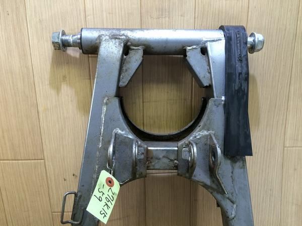 ZXR250 KISARM スイングアーム (中古) 中古バイクパーツ販売専門店アイラブモーターZZR250/ ZZ-R250