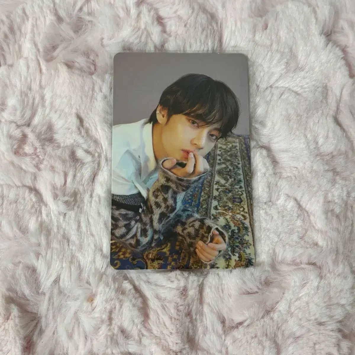 BTS(防弾少年団・バンタン) LOVE YOURSELF 轉 'Tear' o ヴィ(V