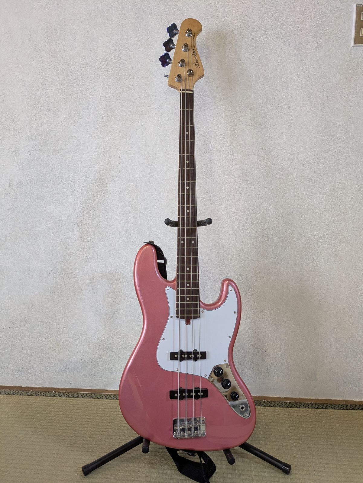 Bacchus WJB-330R ジャズベース ピンク Bacchus WJB-330R ジャズベース