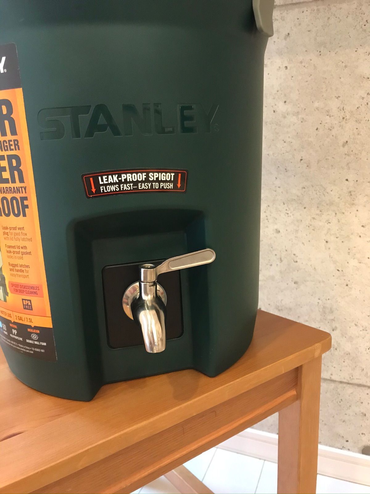 楽天市場】スタンレー ウォータージャグ 7.5L ピュアブラック