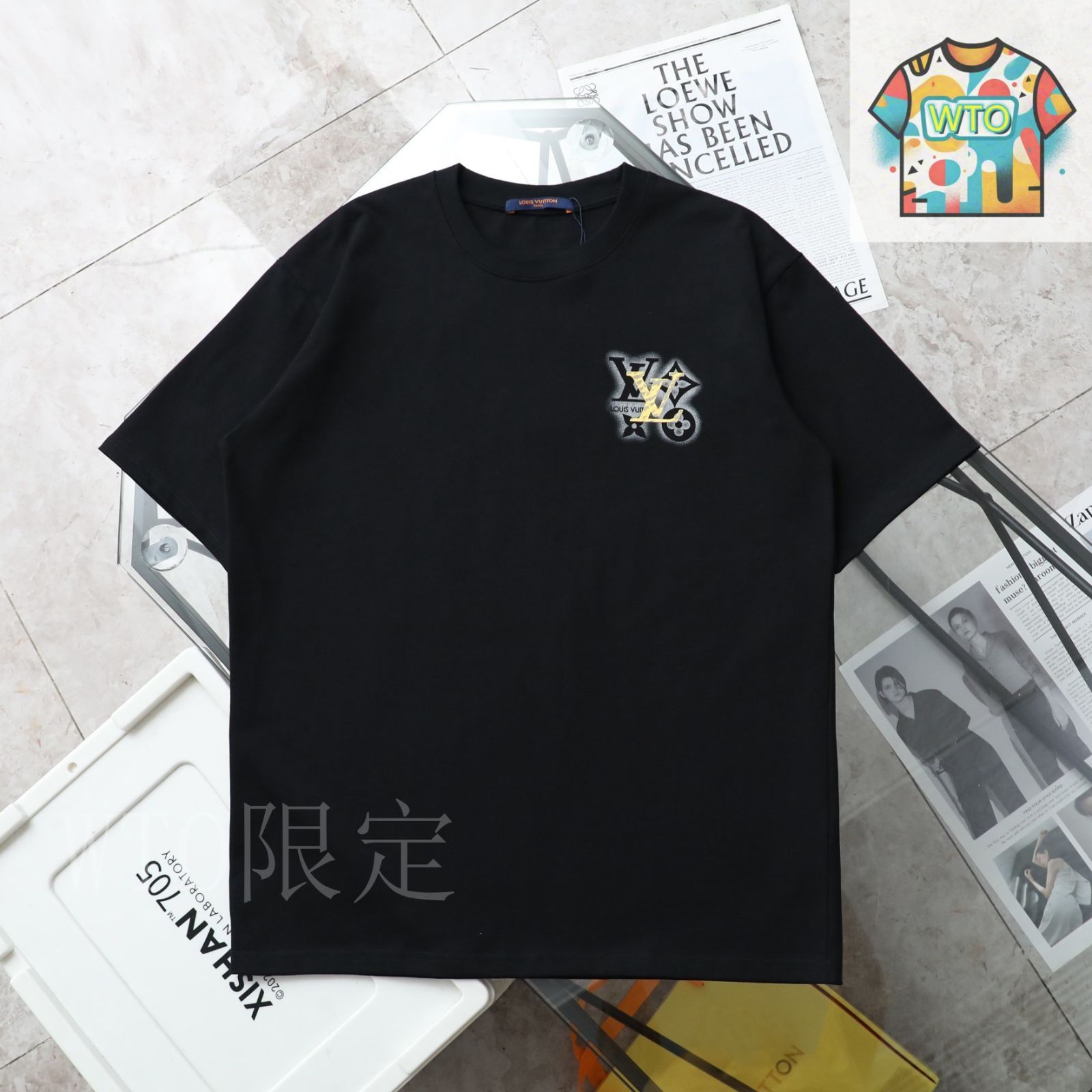 【カジュアルかつオシャレ♪】LV ロゴTシャツ 今日特価】Louis Vuitton Lv New Logo Print カジュアル T