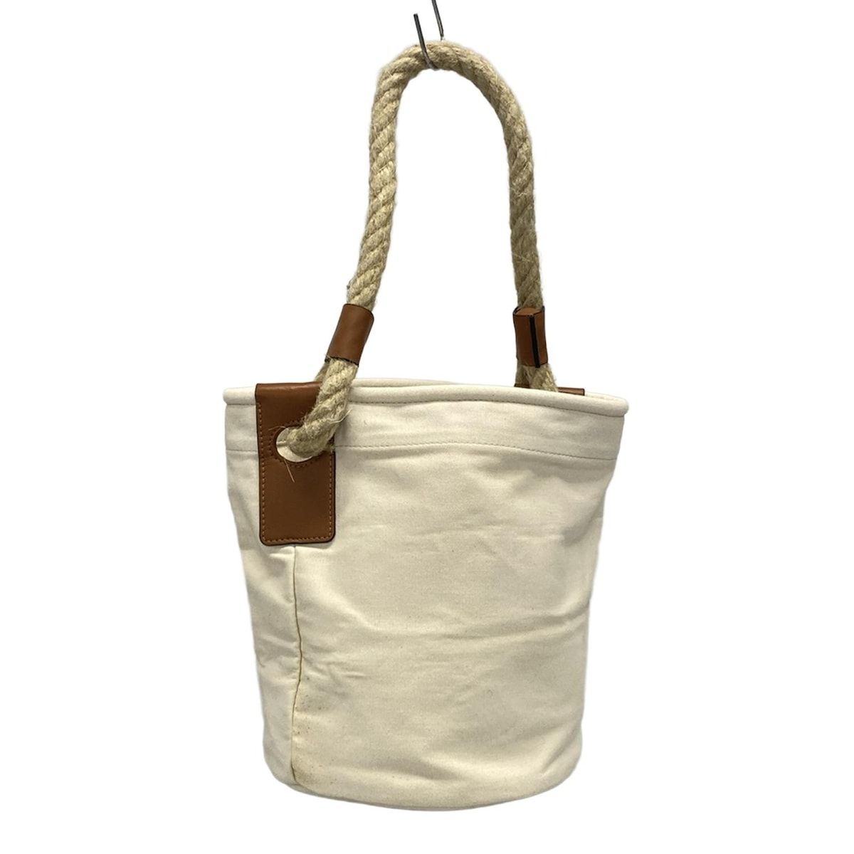 LOEWE(ロエベ) ショルダーバッグ - アイボリー×ブラウン レザー