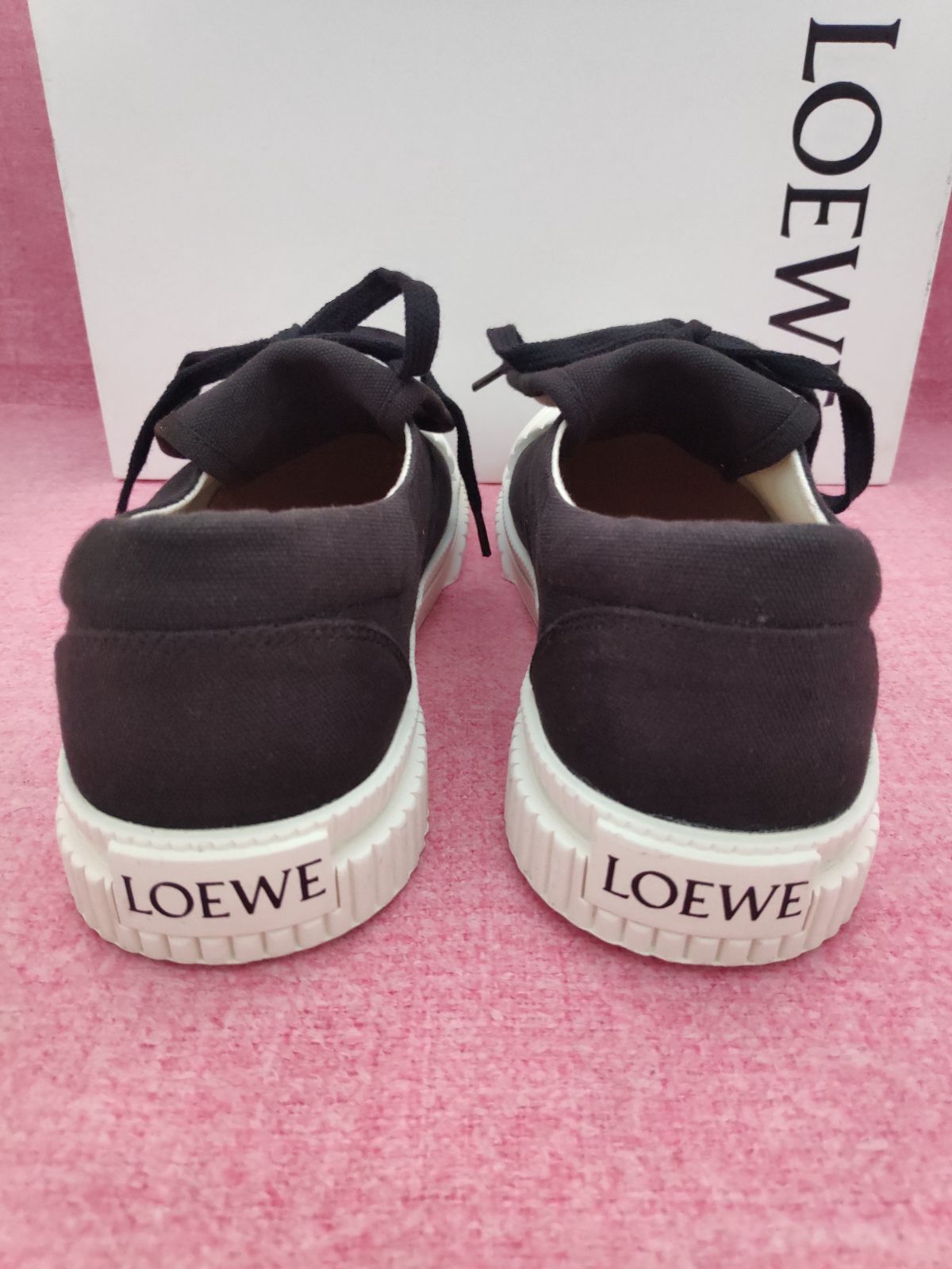 大人気新品🌸LOEWE・ロエベ　スニーカー　アナグラムフラップスニーカー 　黒  ◆レディース♪メンズ◆　超美品