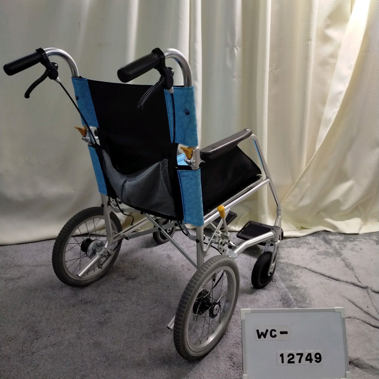 WC USL-2 B エアライト 超軽量 matsunaga まつなが マツナガ 介助型 介助式 車椅子 車イス 車いす 在宅介護 福祉用具 洗浄 消毒済 介護