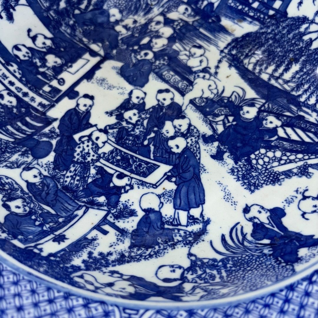 中国美術 中国染付人物文様 絵付大皿 中国ヴィンテージ 刻印あり