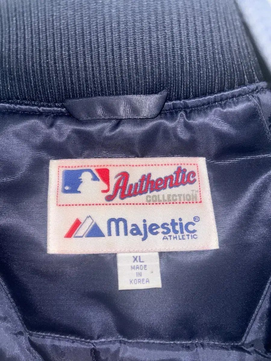 Majestic マジェスティック ヤンキース ブルゾン