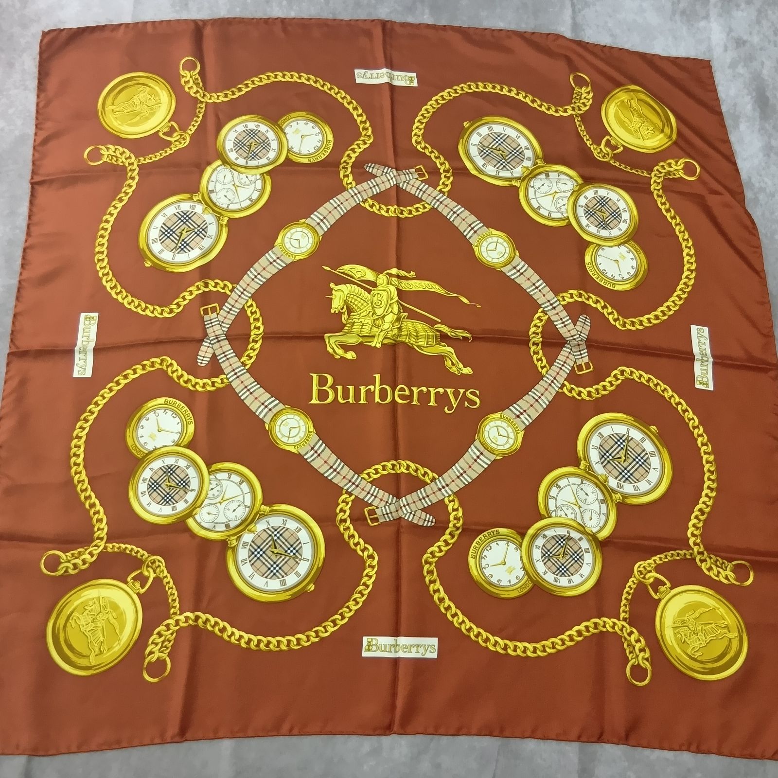一度のみ使用✨Burberrys 大判　スカーフ　バーバリー　ノバチェック BURBERRY - かちかち山様専用BURRERRYS バーバリー 大判 シルク