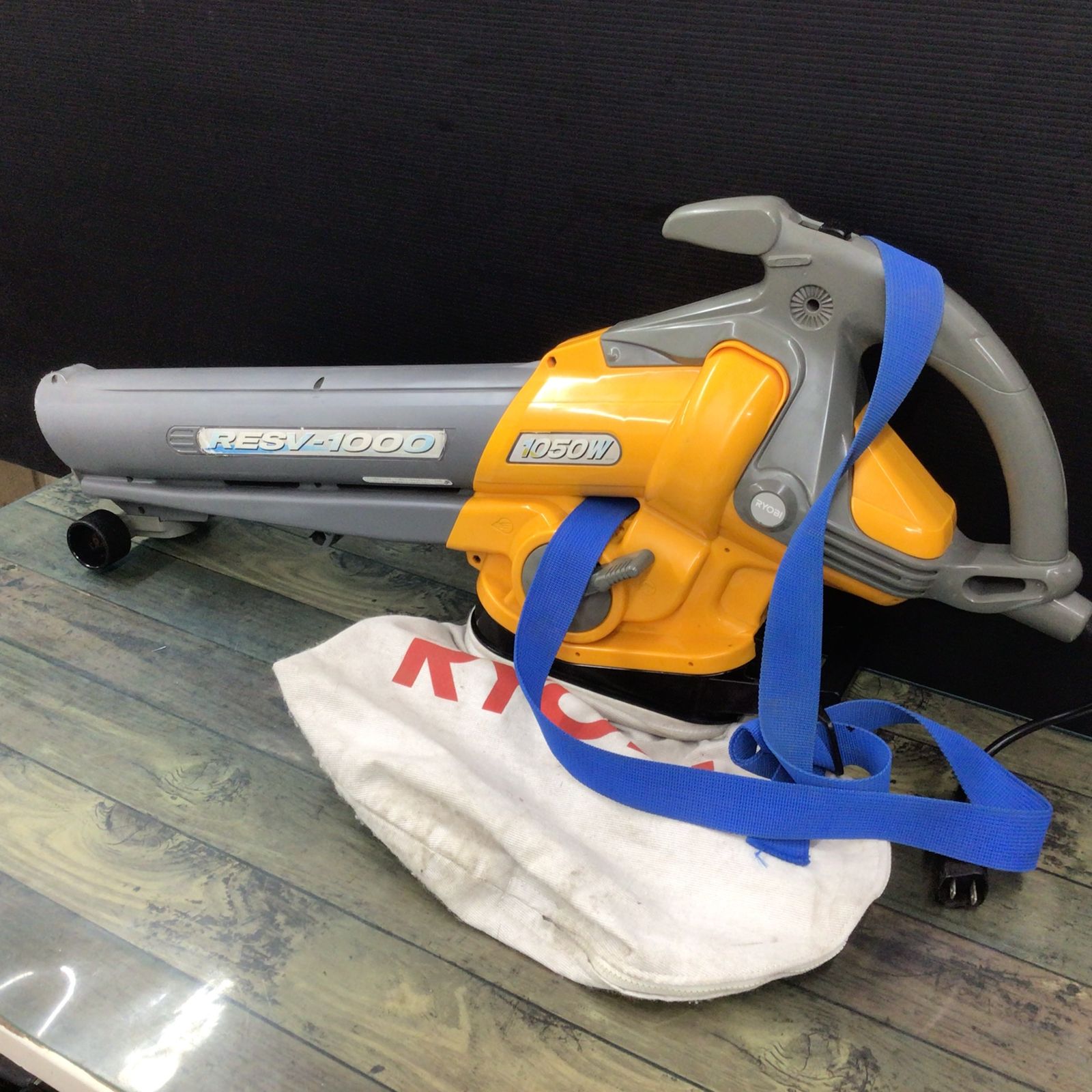 専門ショップ 【中古品】リョービ(RYOBI) ブロワバキューム 697200A