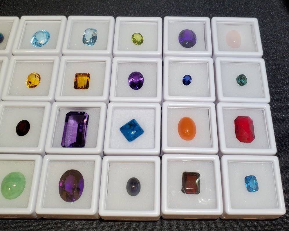 高品質⭐︎宝石ルース 36点 まとめ売り - メルカリ