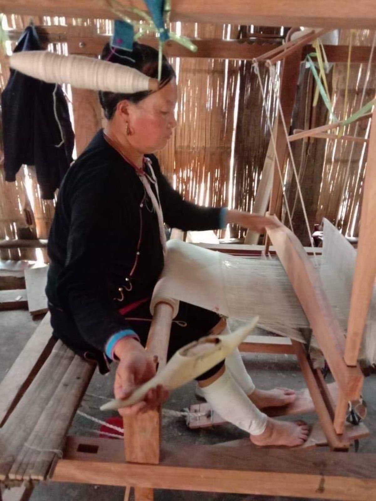 レンテン族の藍染め生地7m反物