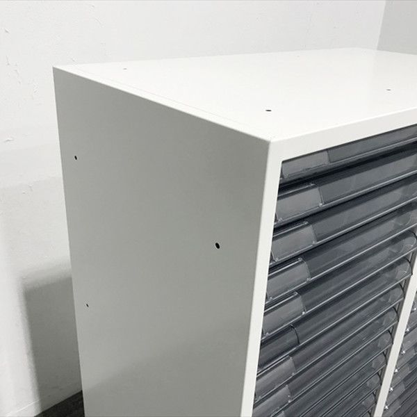 オカムラ ホワイト