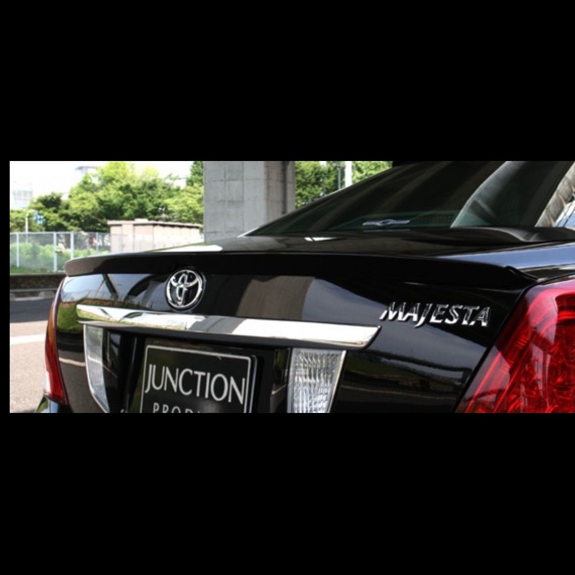 200系マジェスタ タイトリップスポイラーキット 本物ジャンクション  