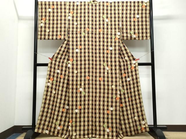 平和屋着物 上質な小紋 楓花文 鬼しぼ縮緬 正絹 CAAX1098vf