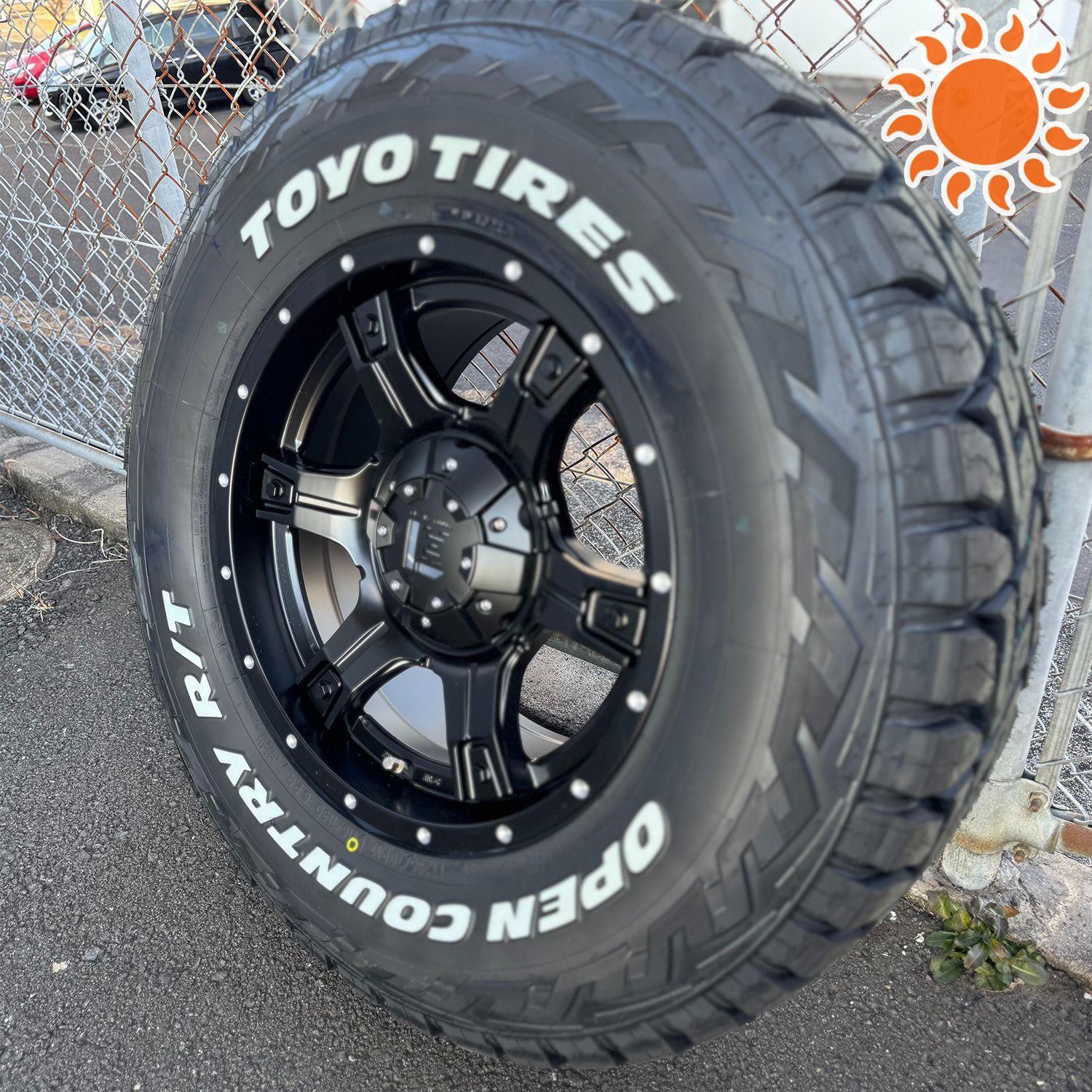 プラド ハイラックス FJクルーザー サバーバン タホ 夏タイヤホイール 