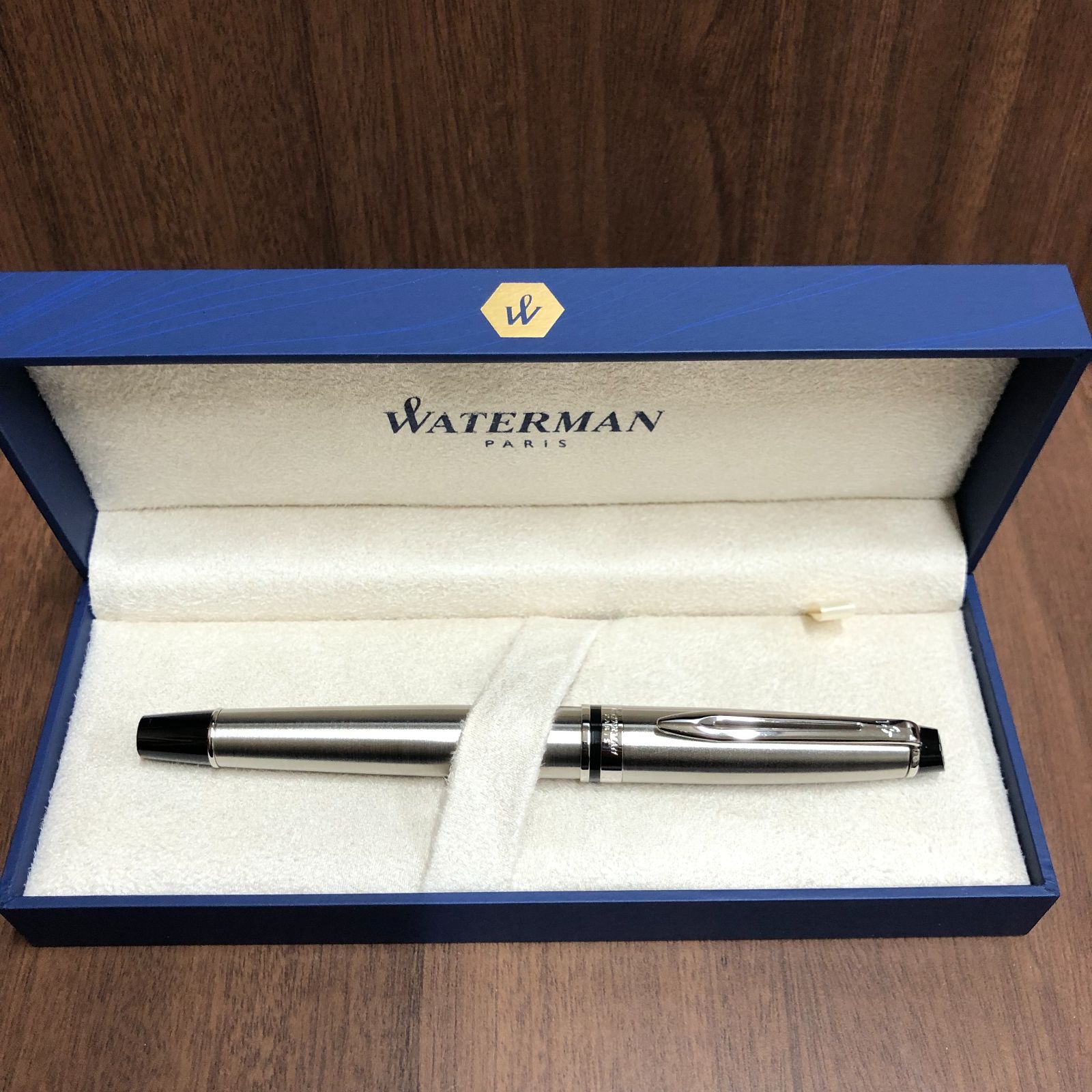 中国 青花 花唐草山水文 双耳瓶 在銘 時代箱 V R8594 工芸 希少豪華