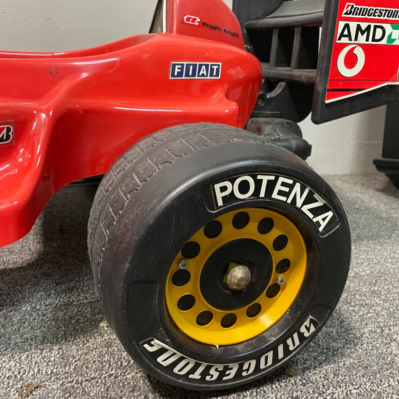 フェラーリ　F1 ペダルカー　乗用玩具 Ferrari フェラーリ ペダルカー/F1 足こぎ 乗用玩具｜Yahoo