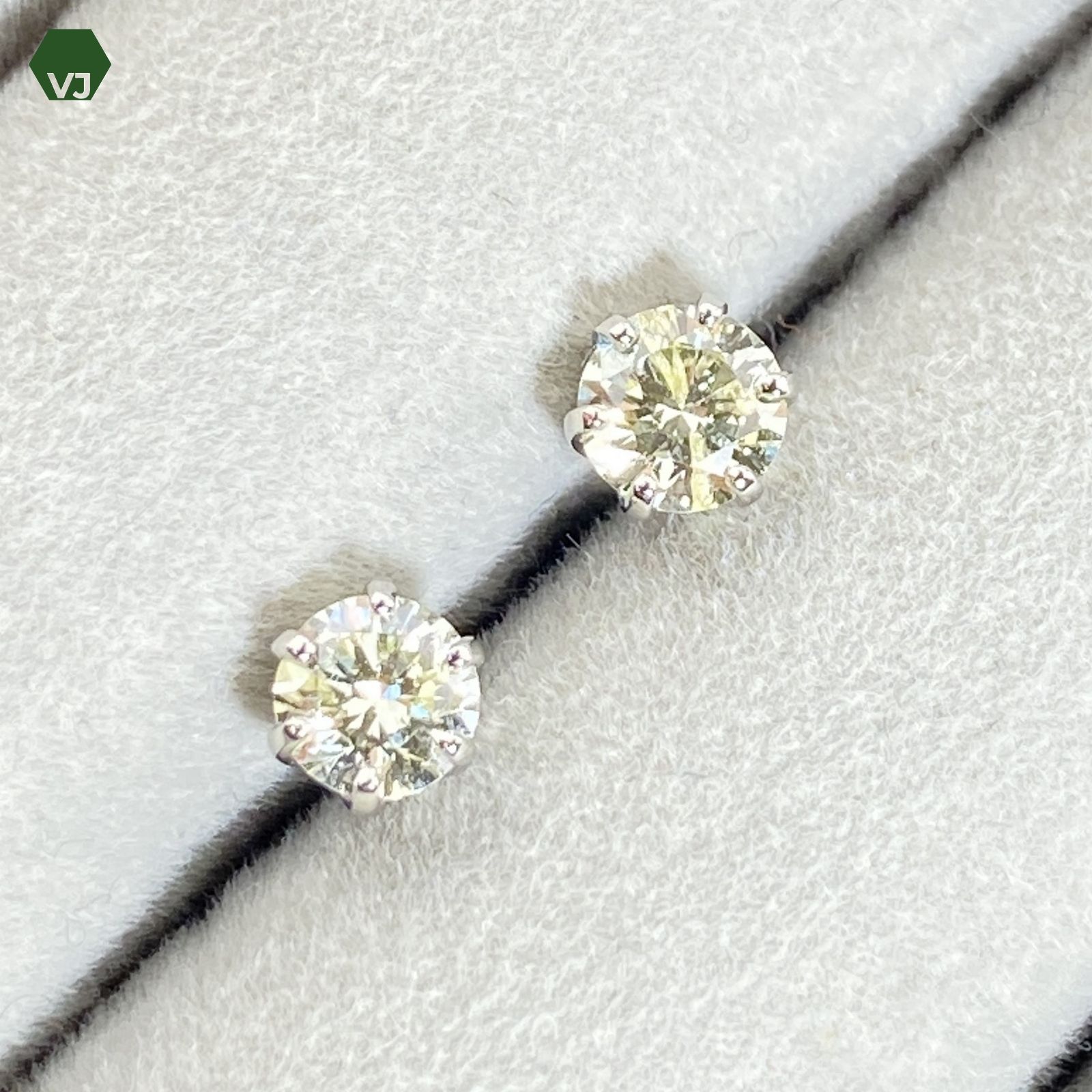 25‐21】一粒 ダイヤモンド ピアス D0.25ct×2【中古】【PT900】 ☆By 