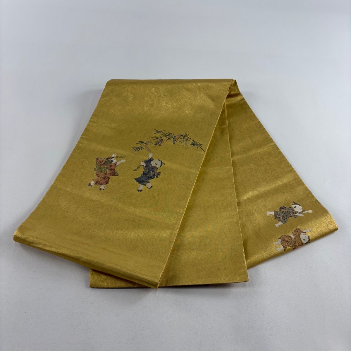 袋帯 美品 秀品 童 笹 金糸 本金箔 金色 お太鼓柄 正絹 【中古