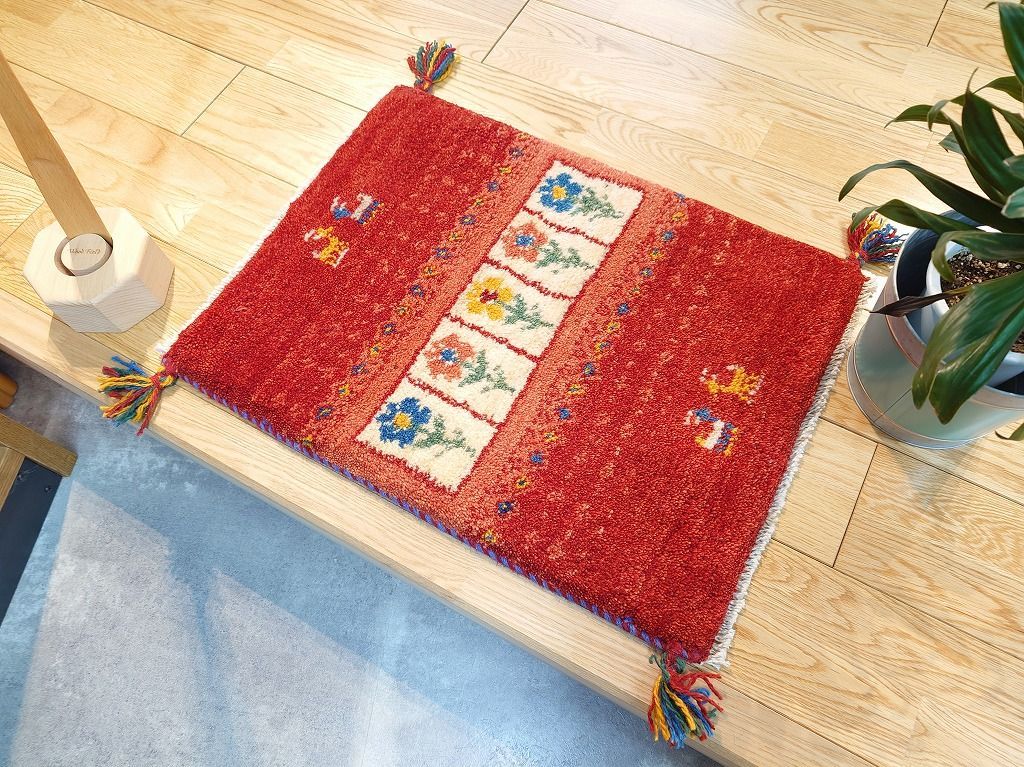ペルシャ　ギャッベ  ミニマット  42×37.5 茜色　鹿 ペルシャ ギャッベ 玄関マット小 58.5x42.5cm 茜色 パネル