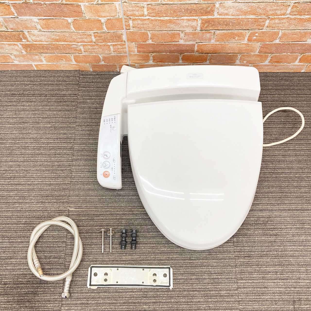 品 TOTO 電気温水便座 ウォシュレット シャワートイレ TCF2021 N11 ペールホワイト 2I090602