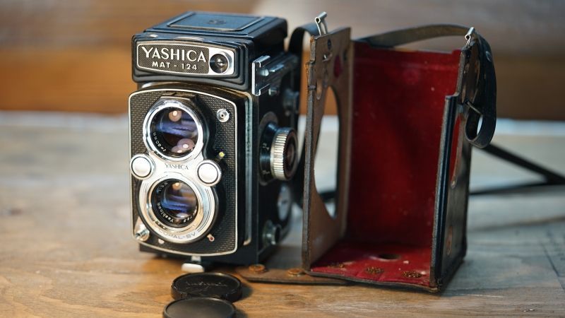 販売 8681 YASHICA Mat-124 80mm 3.5