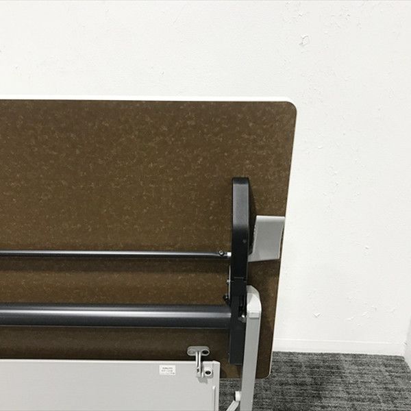フラップ式会議テーブル リーフライン