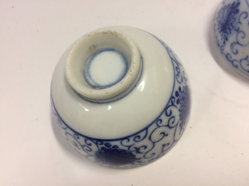 ★大正~昭和初期★　染付花唐草文小碗　2個組 大正~昭和初期-染付花唐草文小碗-2個組 - メルカリ