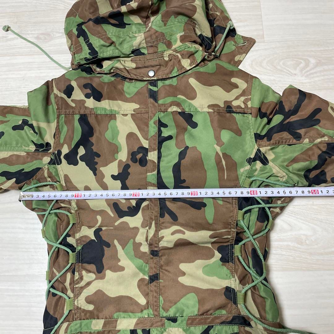 フード付き ジャケット